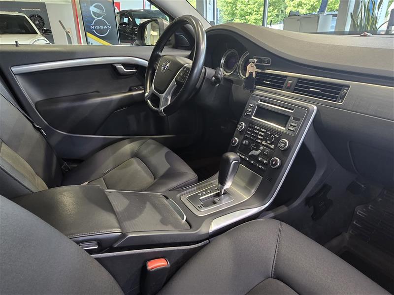 VOLVO S80 2011