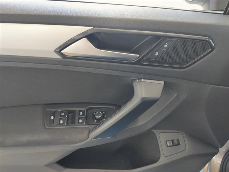 VOLKSWAGEN Tiguan 2017