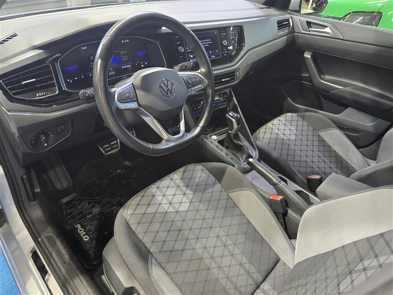VOLKSWAGEN Polo 2023