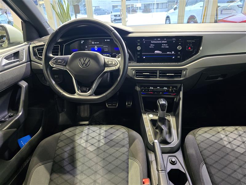 VOLKSWAGEN Polo 2023