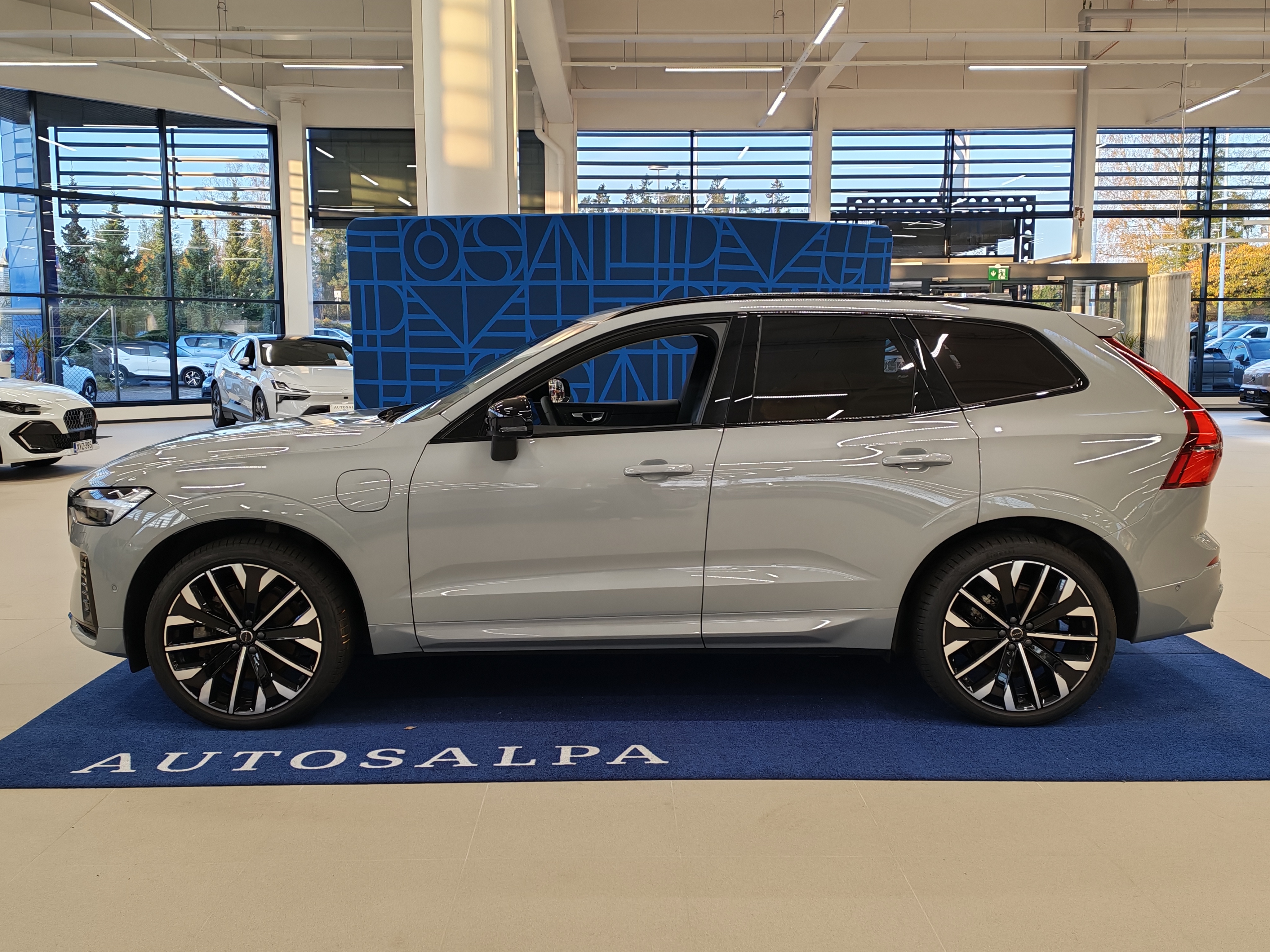 VOLVO XC60 2026