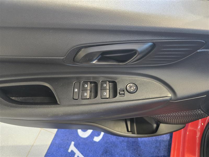 HYUNDAI i20 Hatchback 2021