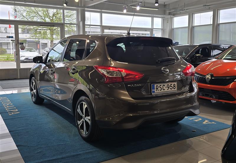 NISSAN Pulsar 2015