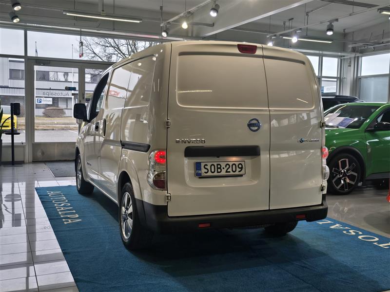 NISSAN e-NV200 2018