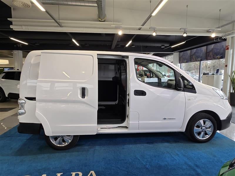 NISSAN e-NV200 2018