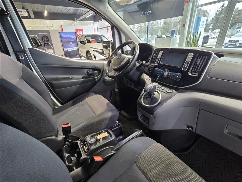 NISSAN e-NV200 2018