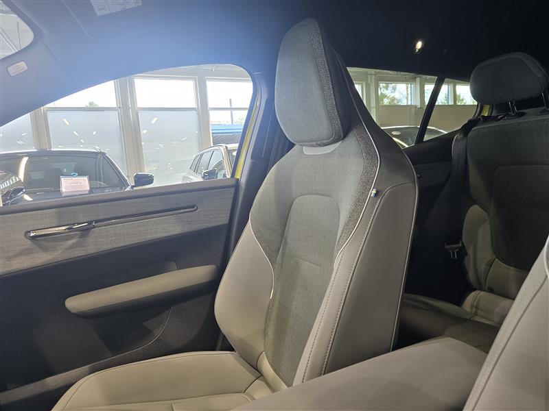 VOLVO EX30 2024