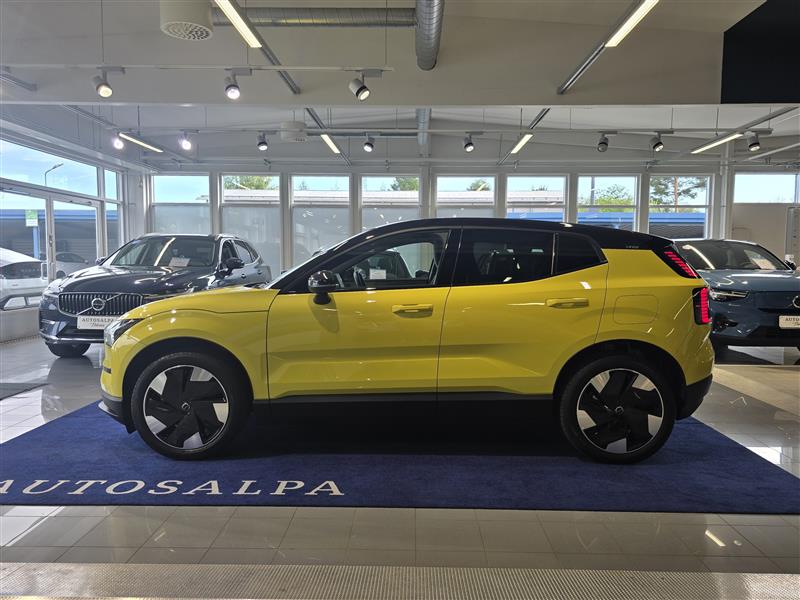 VOLVO EX30 2024