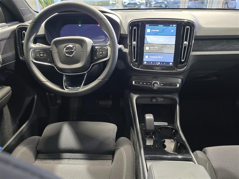 VOLVO C40 2024