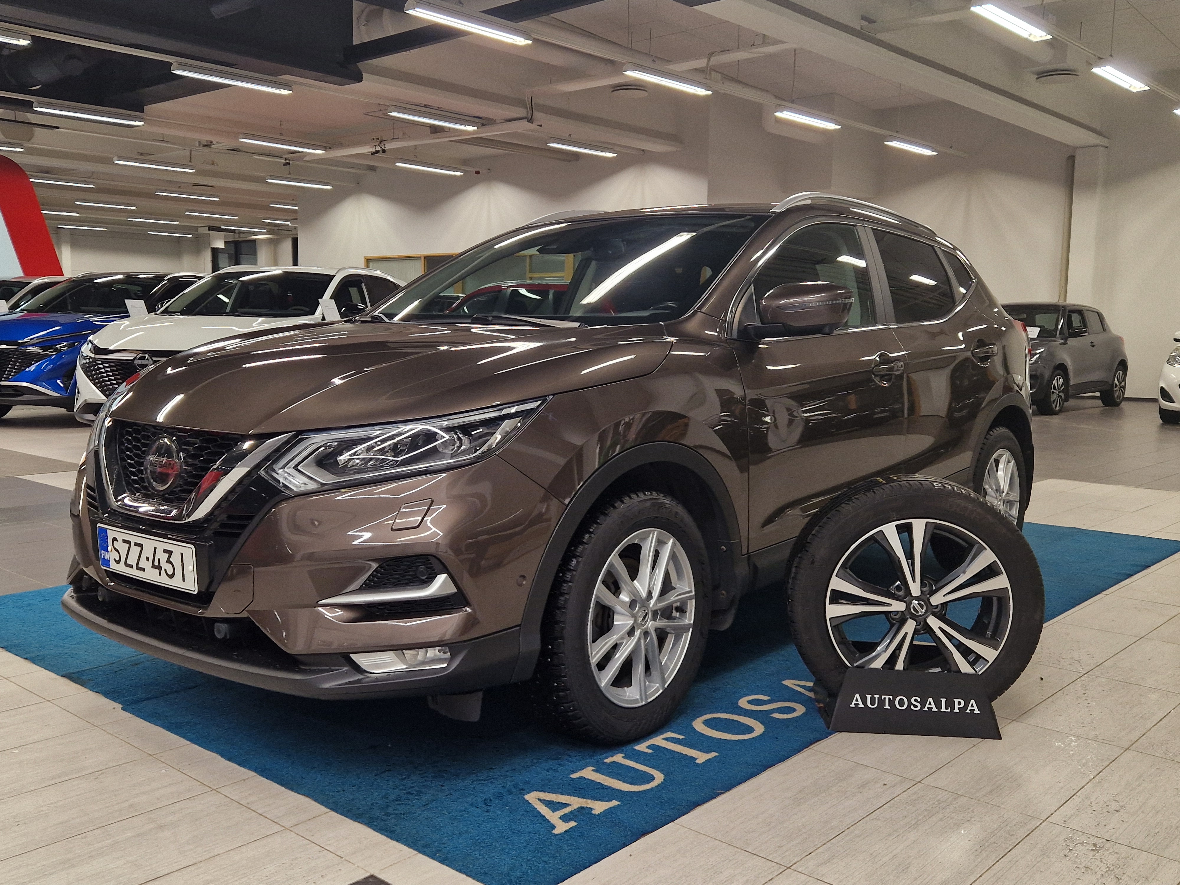 NISSAN Qashqai 2019