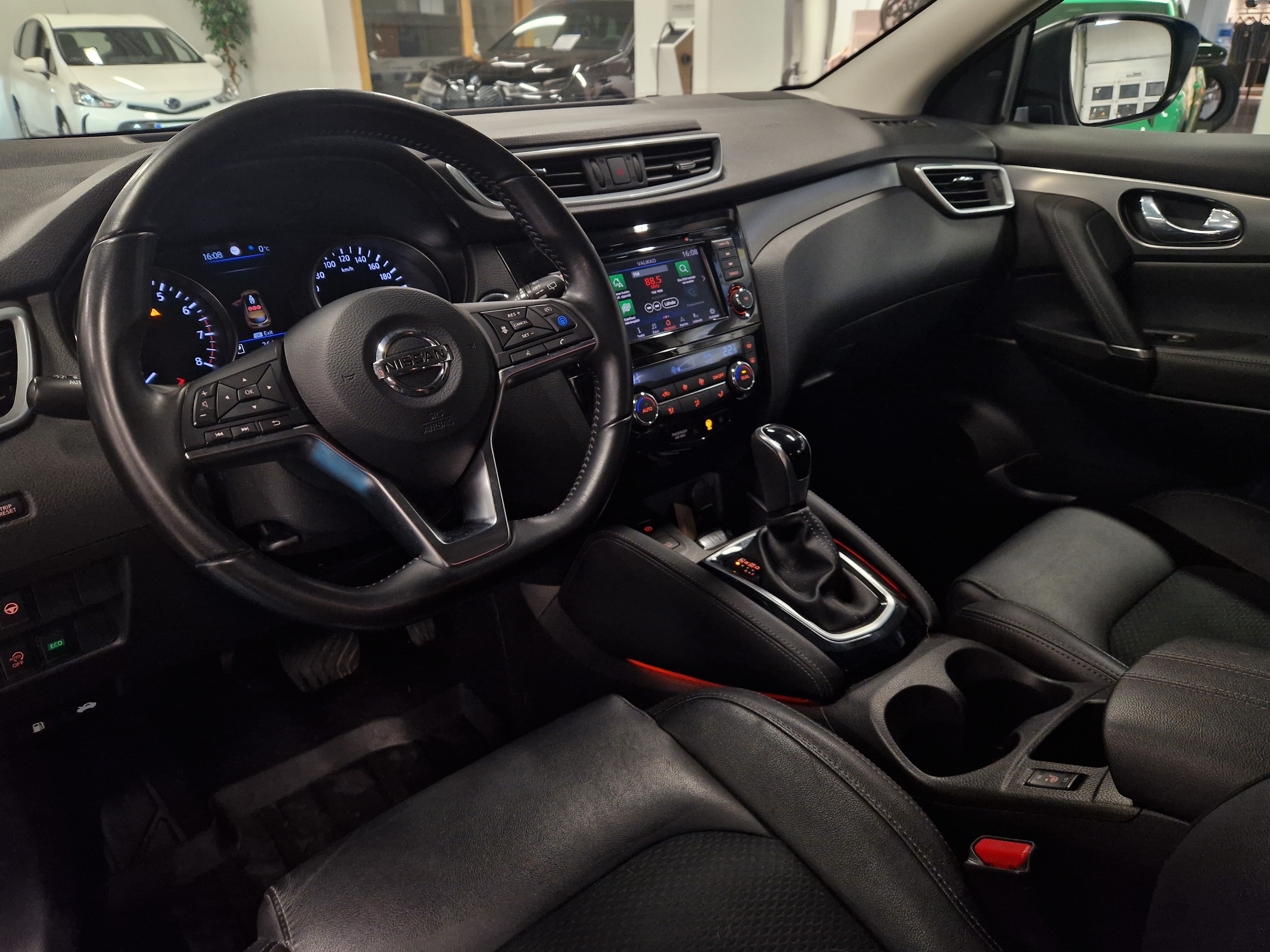 NISSAN Qashqai 2019