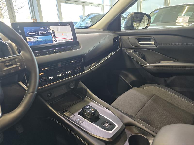 NISSAN Qashqai 2024