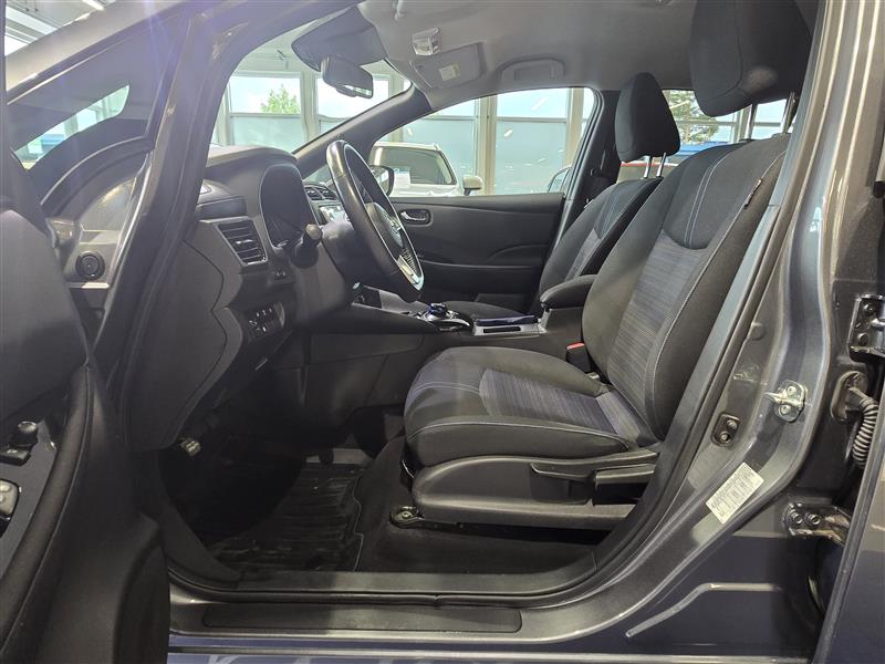 NISSAN Leaf 2022