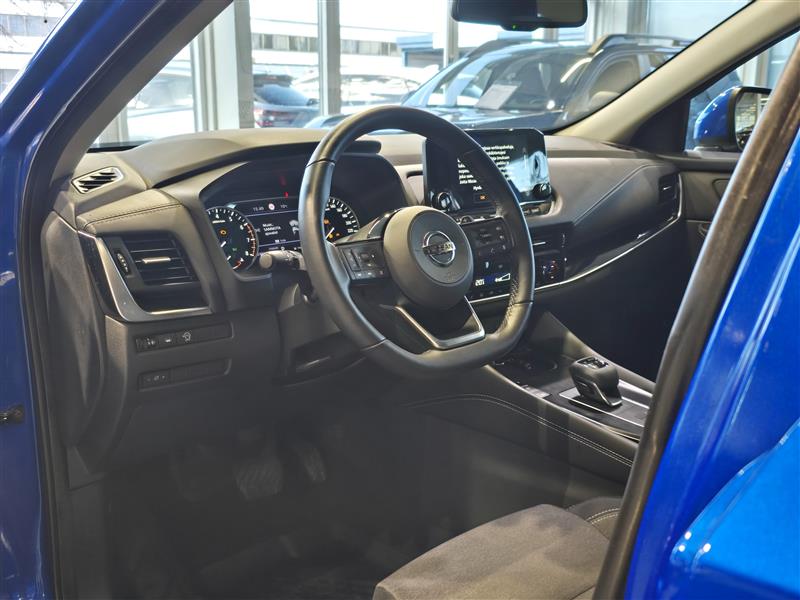 NISSAN Qashqai 2022