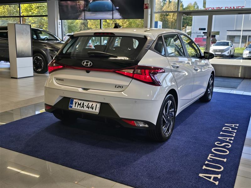 HYUNDAI i20 Hatchback 2023