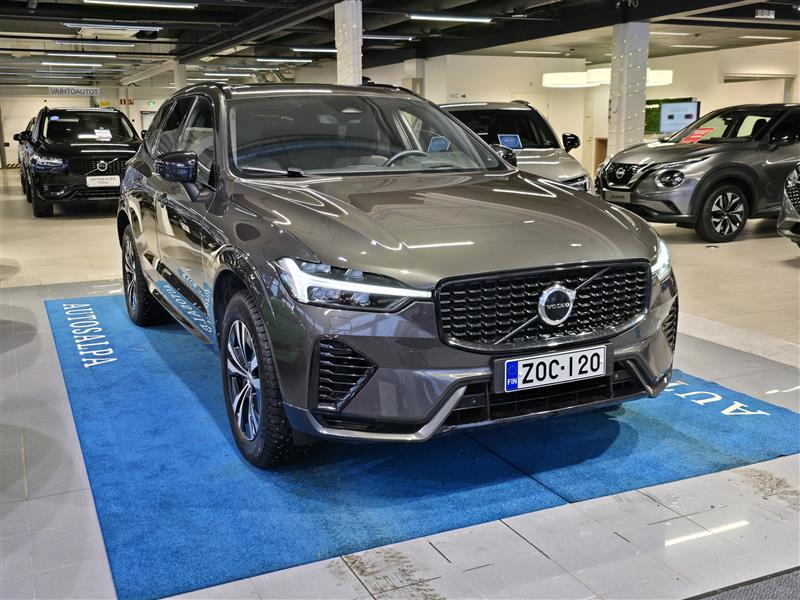 VOLVO XC60 2022