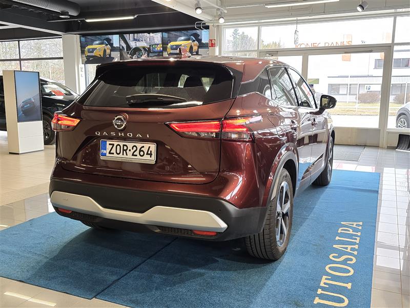 NISSAN Qashqai 2022