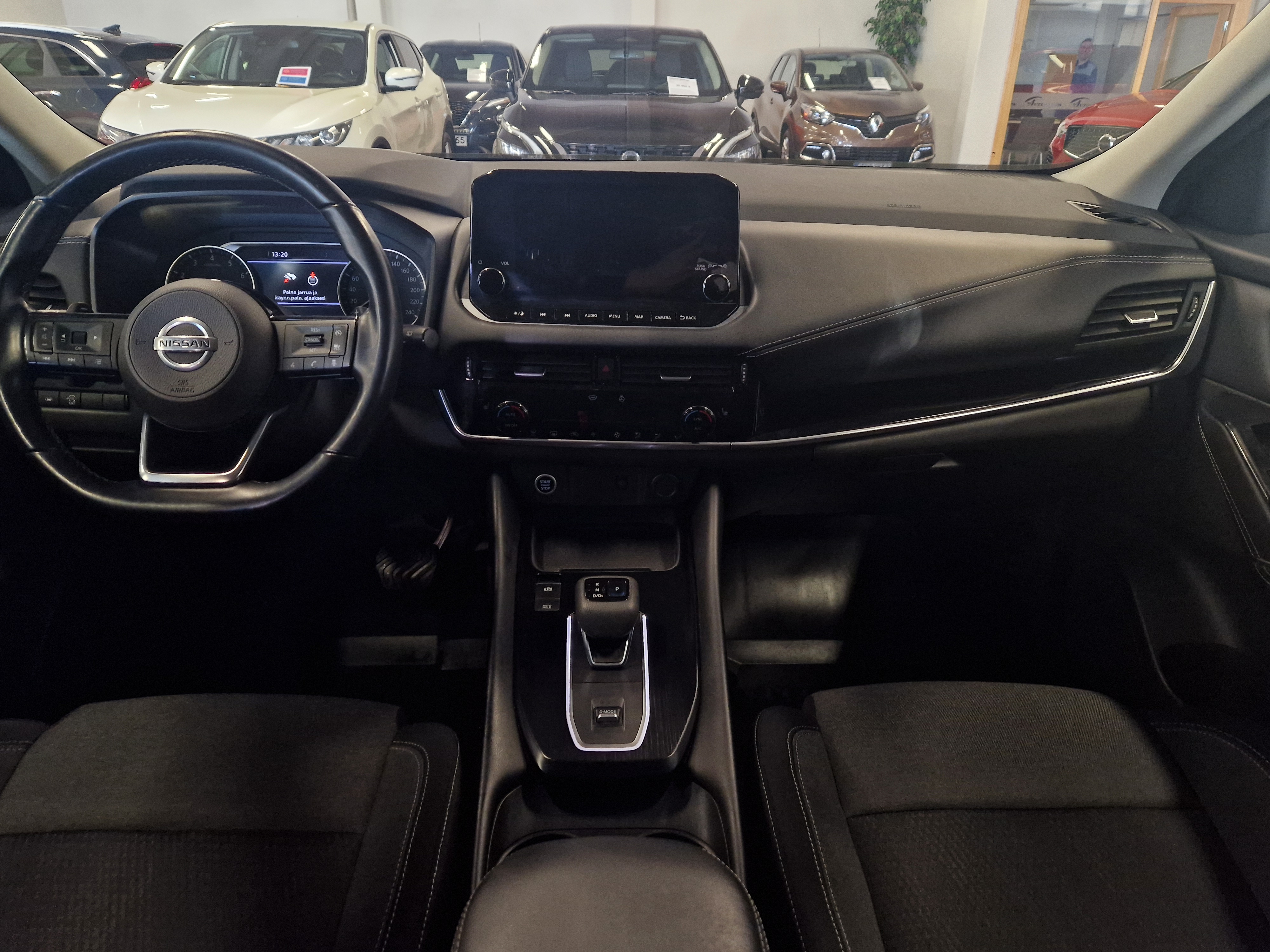 NISSAN Qashqai 2022