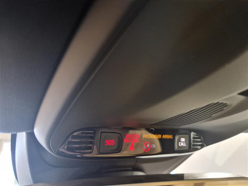 VOLVO V40 Cross Country 2017