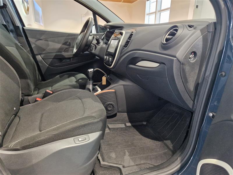 RENAULT Captur 2019
