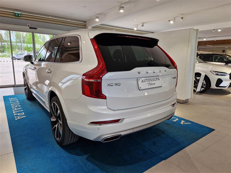 VOLVO XC90 2019