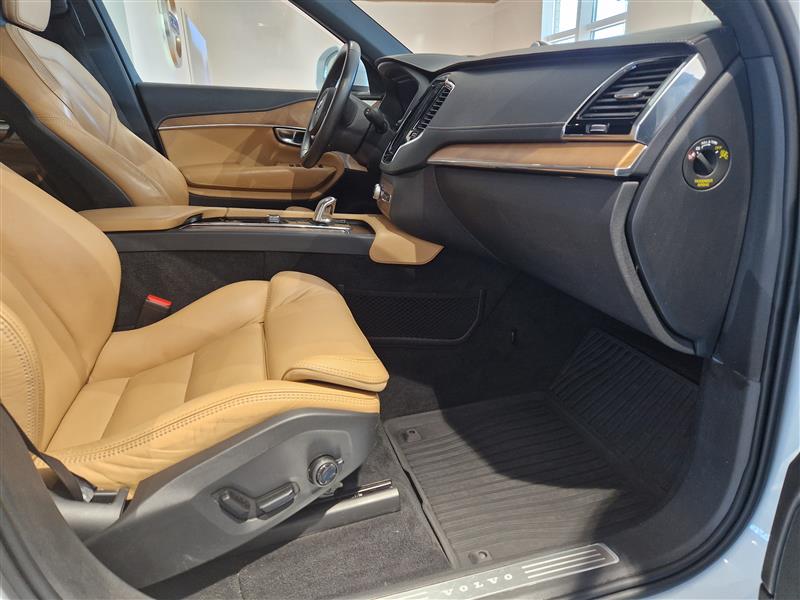 VOLVO XC90 2019