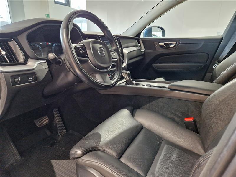 VOLVO XC60 2019
