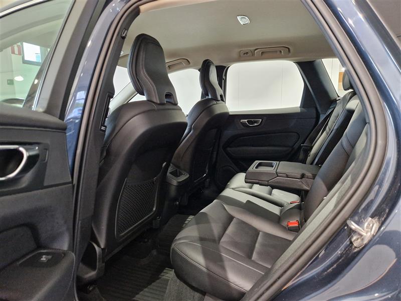 VOLVO XC60 2019