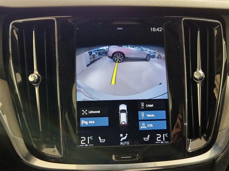 VOLVO V60 Cross Country 2021