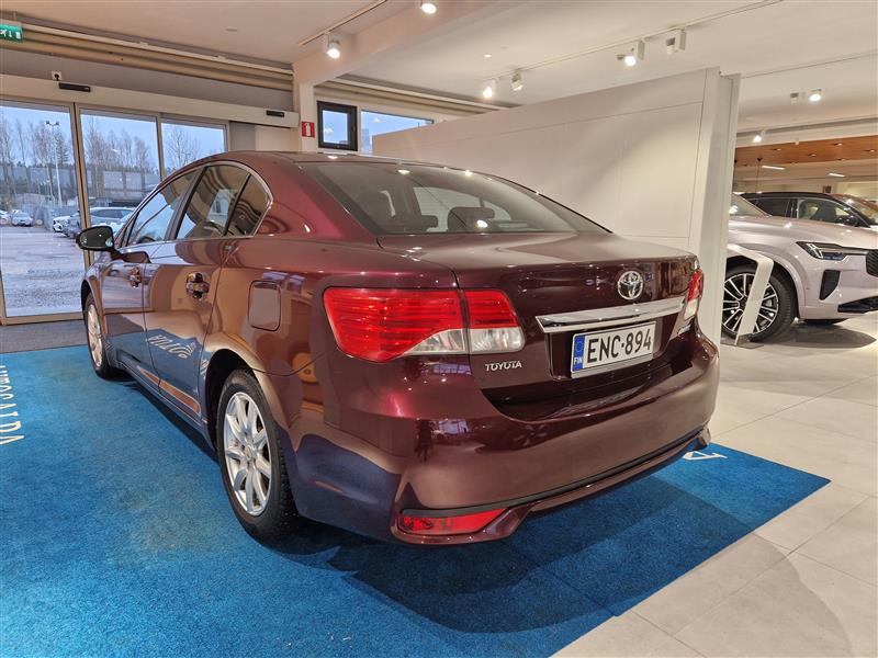 TOYOTA Avensis 2013