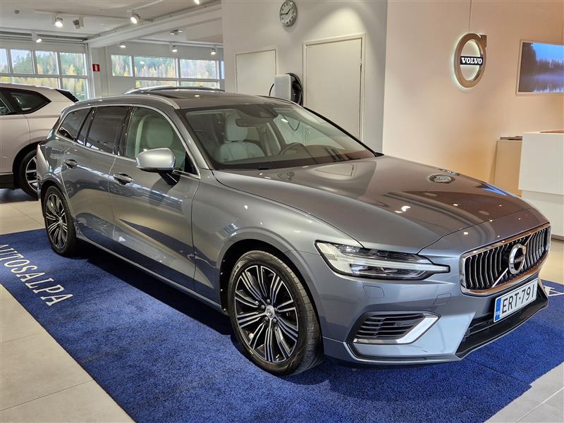 VOLVO V60 2020