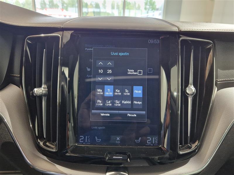 VOLVO XC60 2020