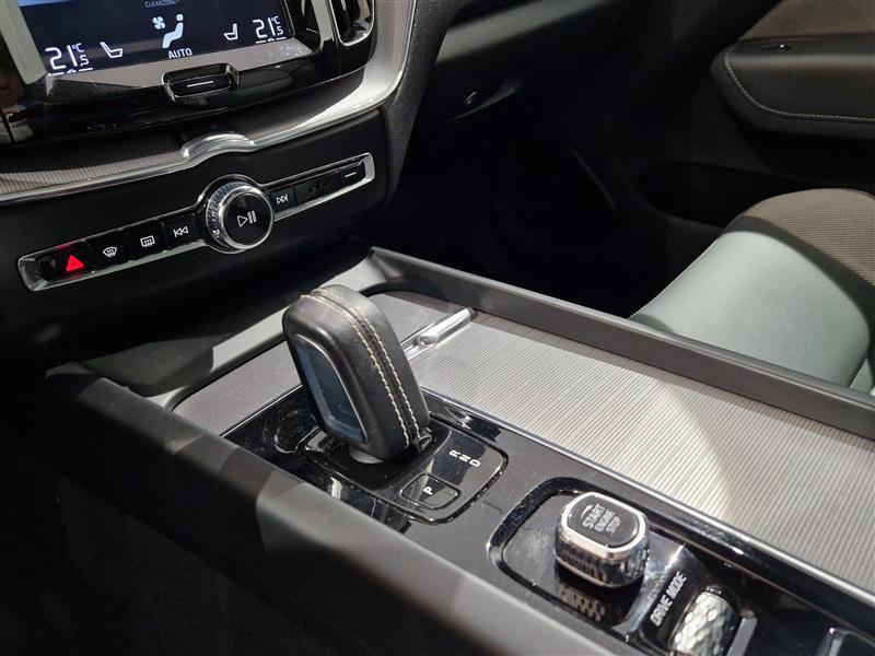 VOLVO XC60 2020