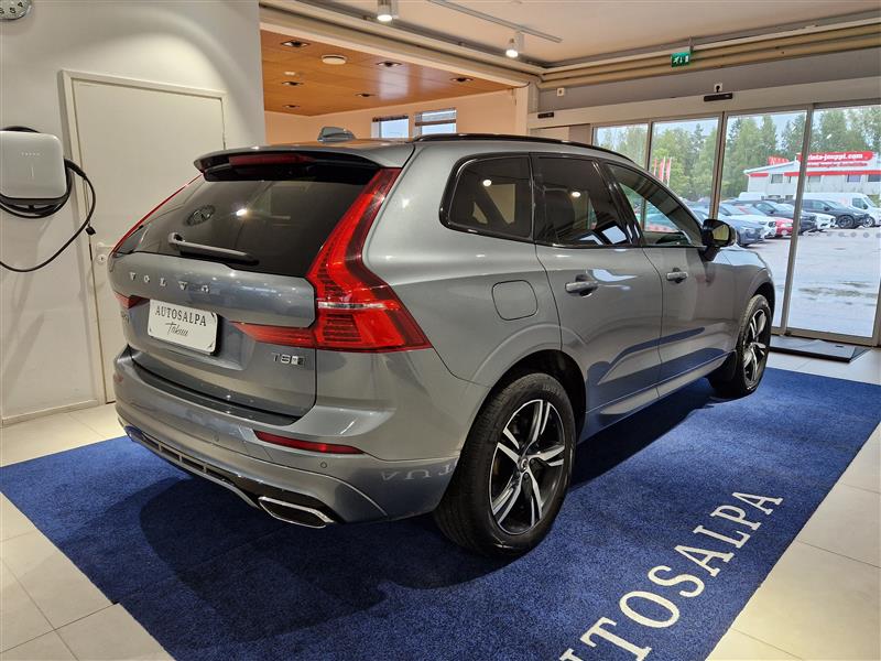 VOLVO XC60 2020