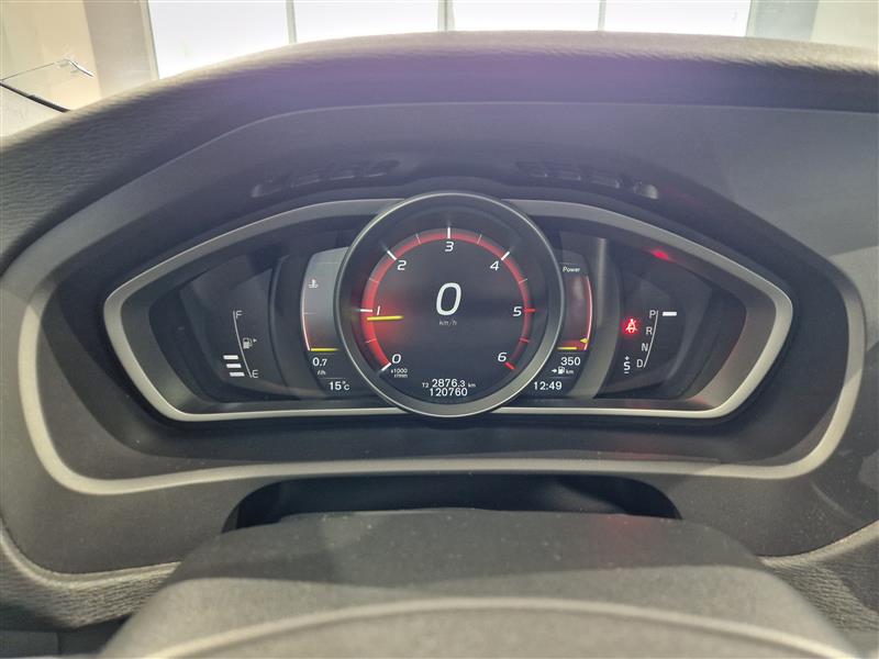 VOLVO V40 Cross Country 2018