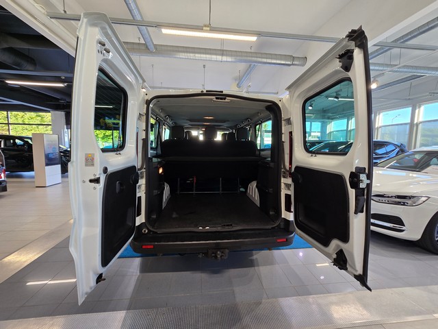 RENAULT Trafic Passenger 2020