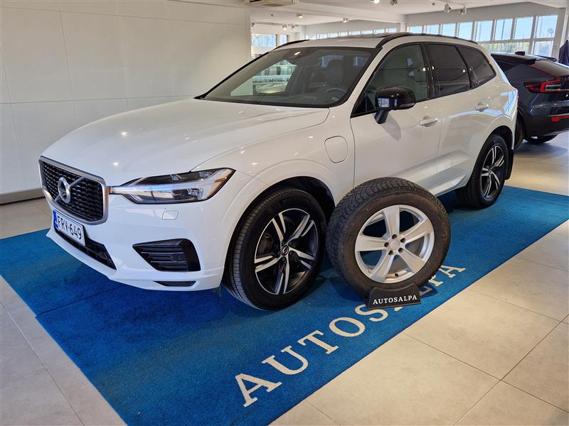 VOLVO XC60 2020