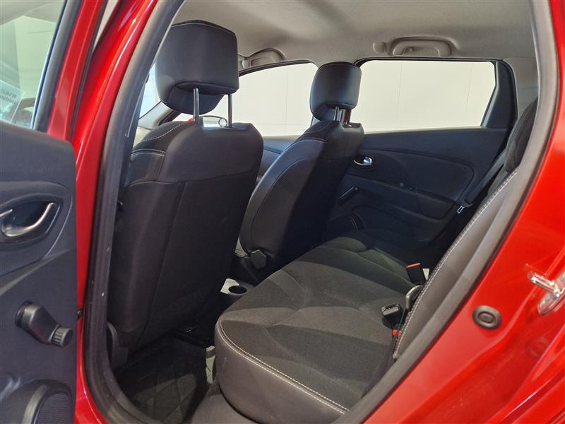 RENAULT Clio 2015