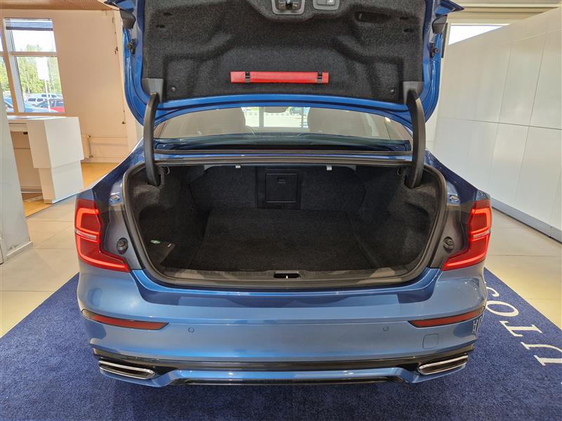 VOLVO S60 2020