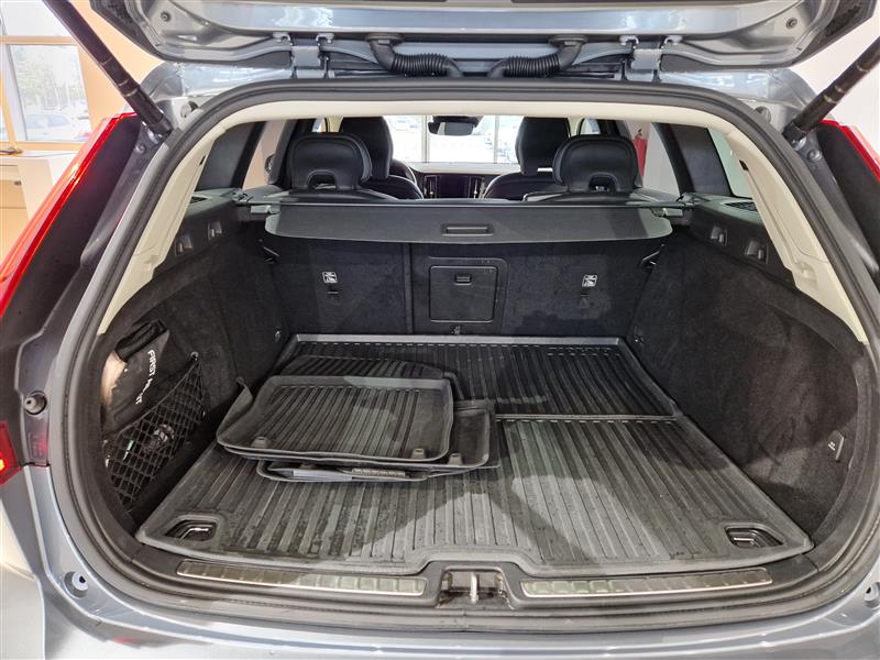 VOLVO V60 Cross Country 2021