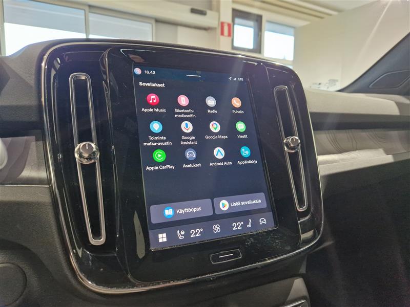 VOLVO C40 2023