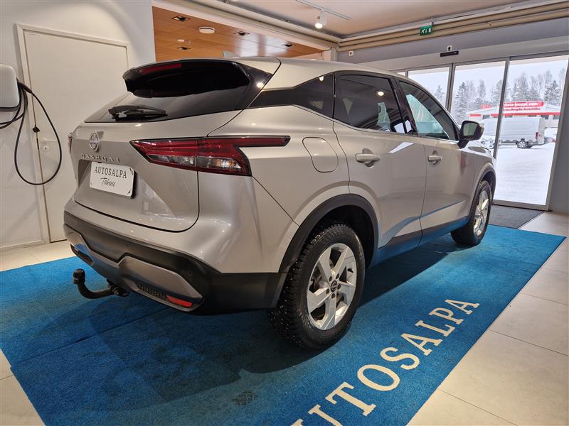 NISSAN Qashqai 2024