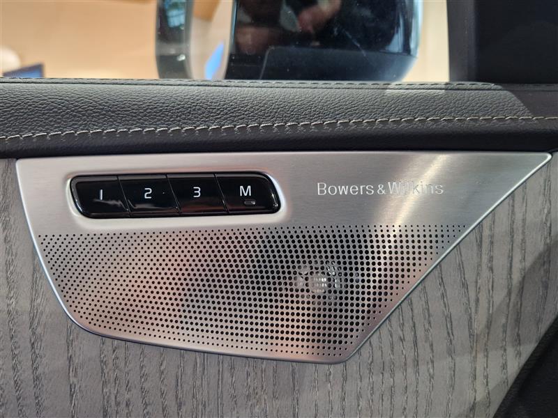 VOLVO XC90 2024