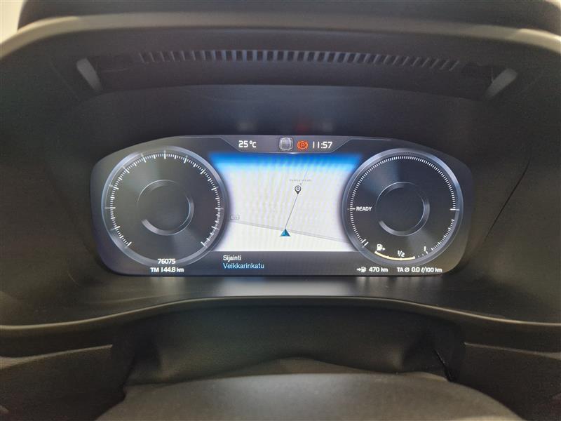 VOLVO XC40 2021