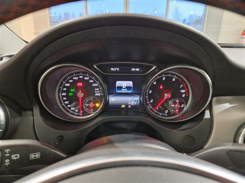 MERCEDES-BENZ CLA 2019