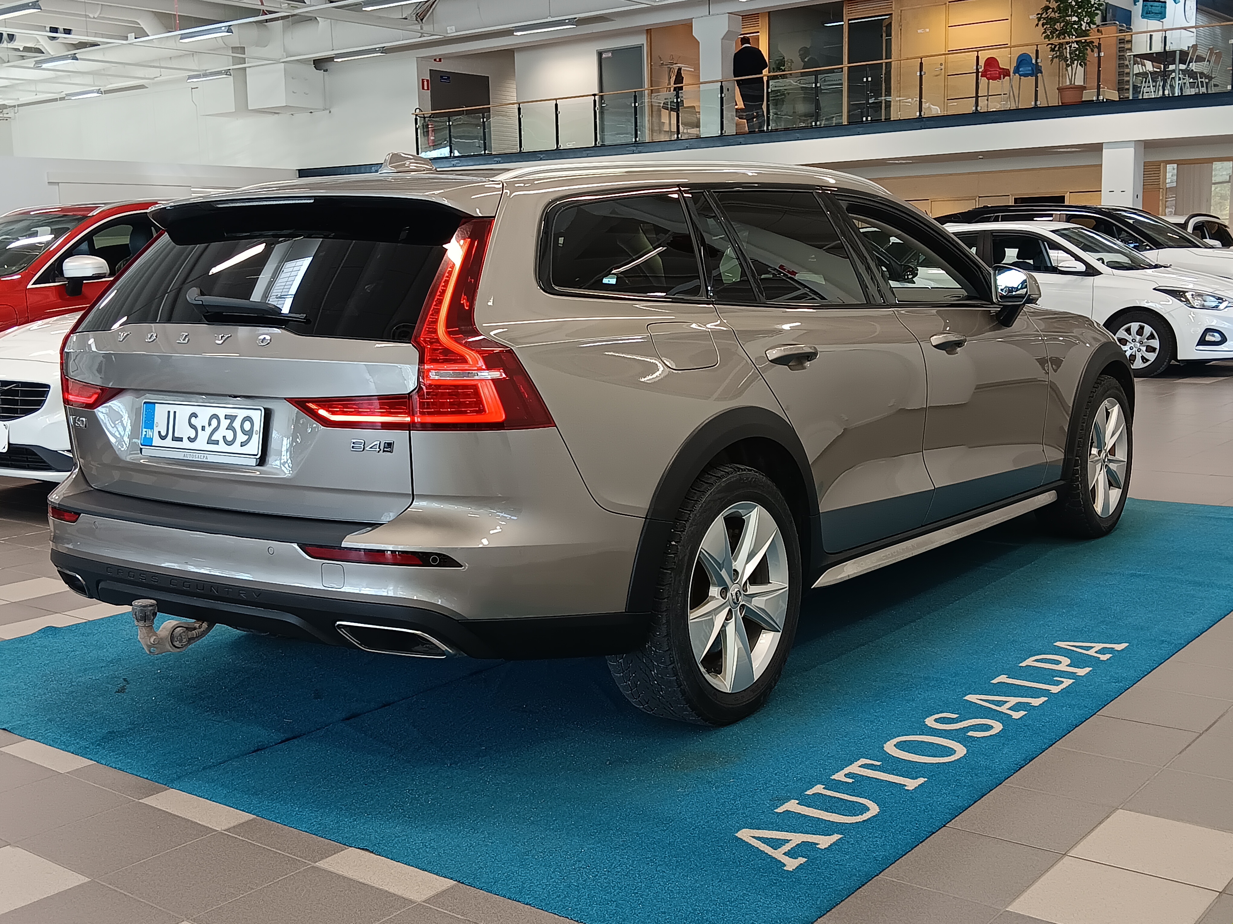 VOLVO V60 Cross Country 2021