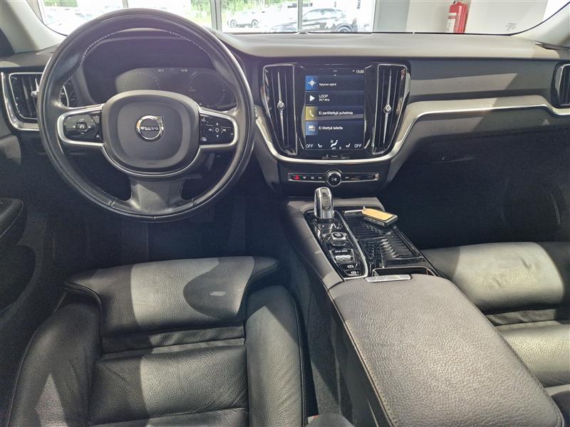 VOLVO V60 2019