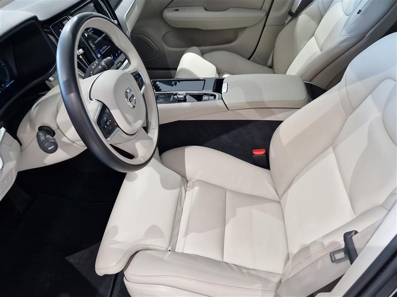 VOLVO V60 2022