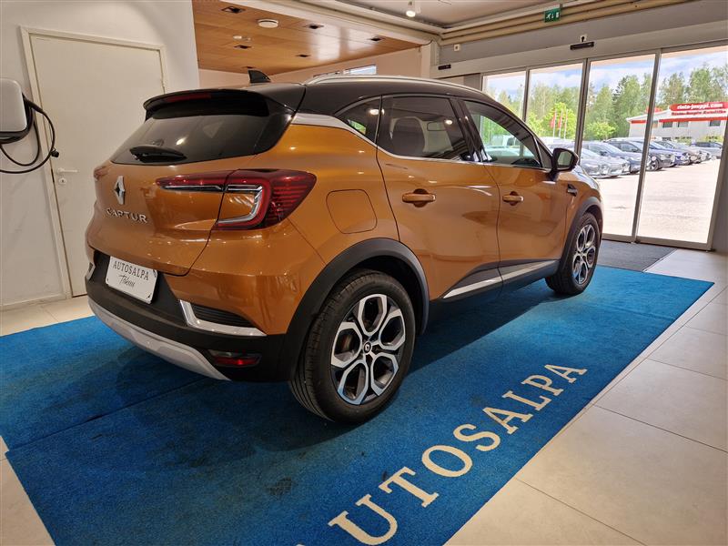 RENAULT Captur 2022