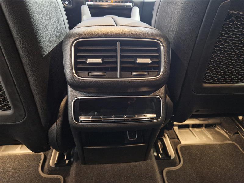 MERCEDES-BENZ GLE 2023